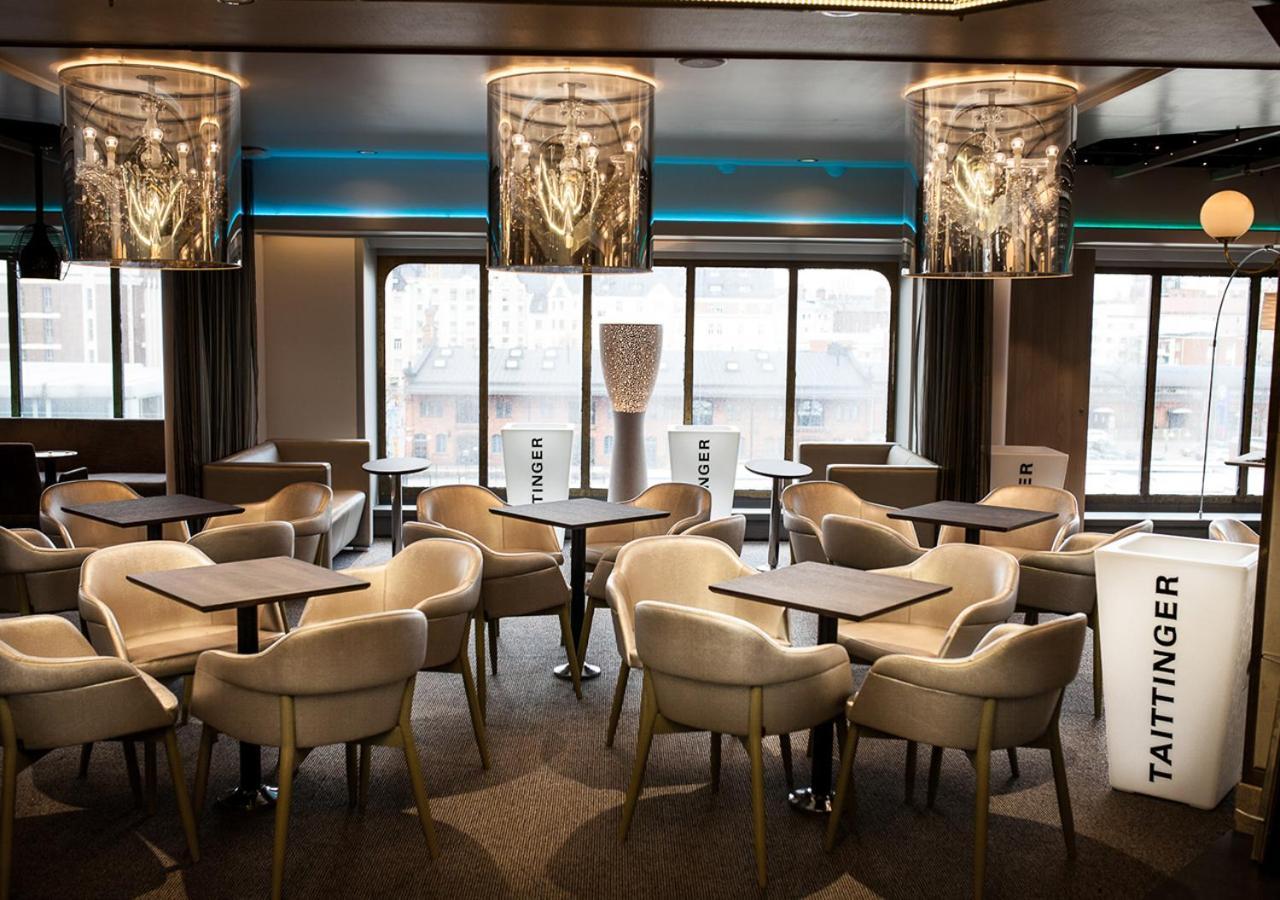 Viking Line Ferry Gabriella - One-Way Journey From Stockholm To Helsinki Hotel Bagian luar foto