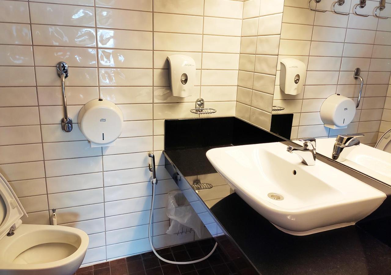 Viking Line Ferry Gabriella - One-Way Journey From Stockholm To Helsinki Hotel Ruang foto